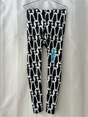 Fishe Wear L BlueFish Black & White Graphic Fish Pattern Leggings